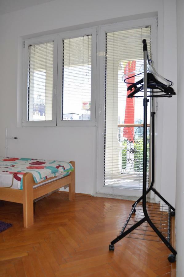 Center Apartments Skopje Luaran gambar