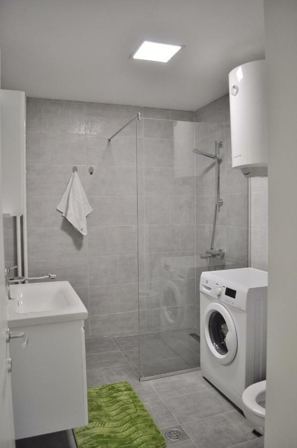 Center Apartments Skopje Luaran gambar